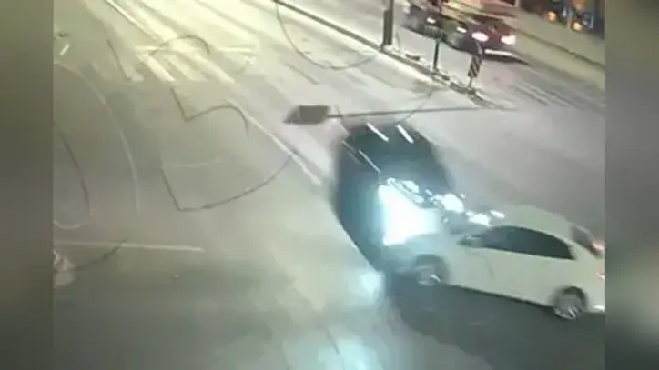 2 kişinin ölümüne neden olan alkollü sürücü, telefonla ilgilenip sağlık ekiplerine cipindeki hasarı sordu