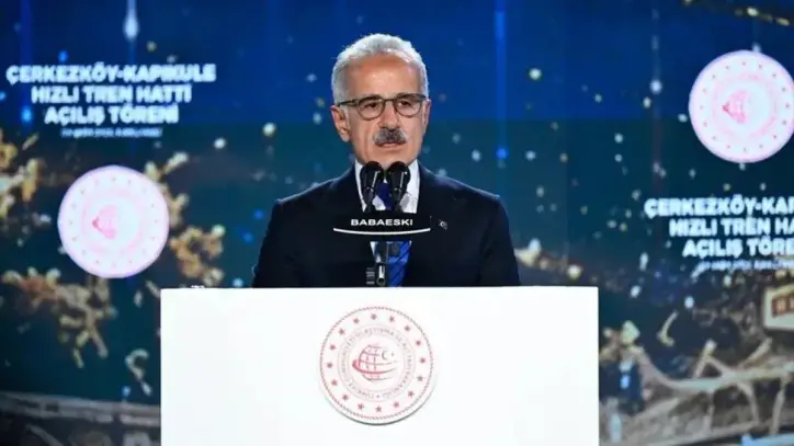 3 şehir daha YHT ile buluştu! Bakan Uraloğlu 2028 hedefini açıkladı