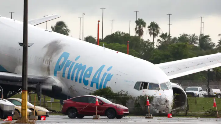 5 killed after Amazon cargo plane crashes at Miami airport
