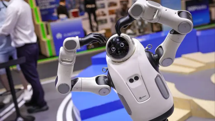 60 Minutes debut warns of 'narrow window' to make AI 'safe for humanity'