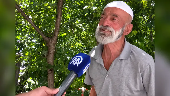 60 yıldır sakladığı eşyaları müzeye bağışladı - Manşet Haber