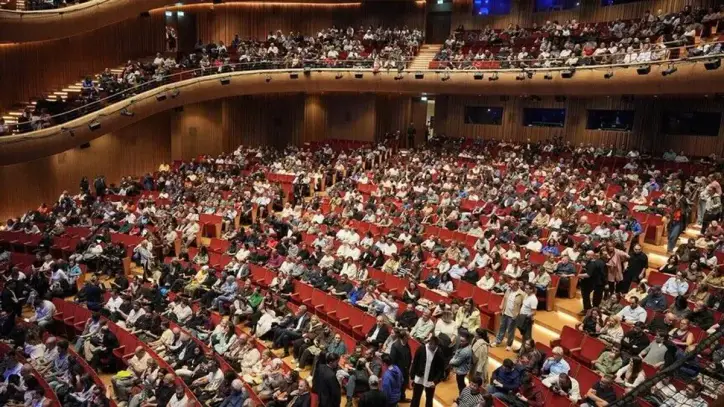 7 Ekim 2026 etkinlikleri: Bugün hangi konserler ve tiyatrolar var? - Manşet Haber