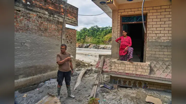 A Month After Nepal Floods, Thousands Are Still Missing and Families Face a Long Recovery
