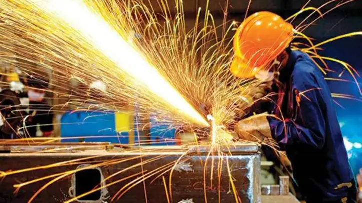Ağustos Ayı Sanayi Üretim Verileri Açıklandı: İmalat Sanayi Geriledi, Madencilik ve Enerji Yükseldi
