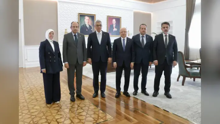 AK Parti Bursa İl Başkanı Davut Gürkan, Sağlık Bakanı Prof.