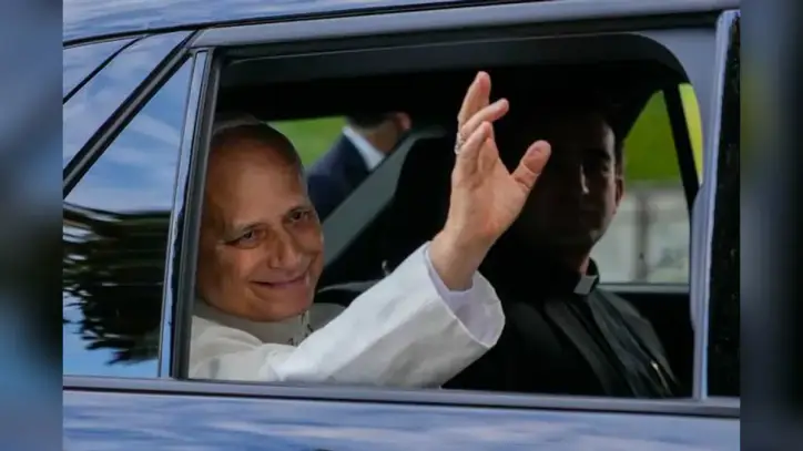 Pope returns to Vatican days after surgery; surgeon says he should be fit for Latin America tour