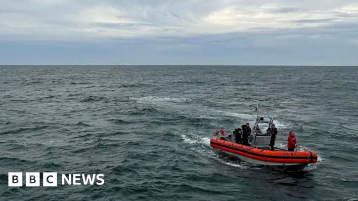 All passengers presumed dead after plane went missing off US coast