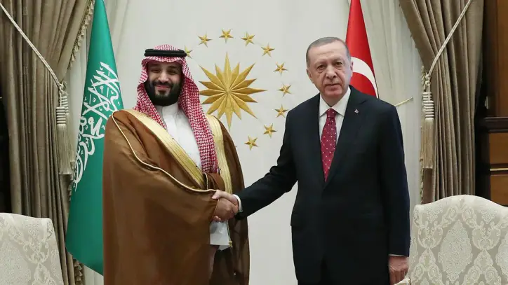 Alman basını Türkiye'yi konuşuyor! Riyad'ın Ankara hesabı gündem oldu