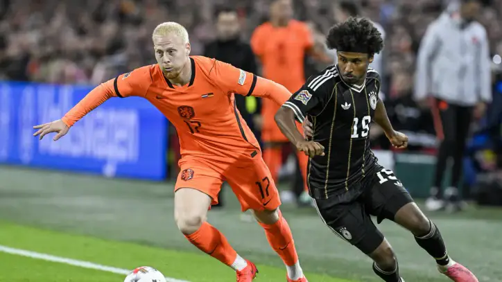 Amsterdam’da nefes kesen son! Uzatmada 1 puan geldi
