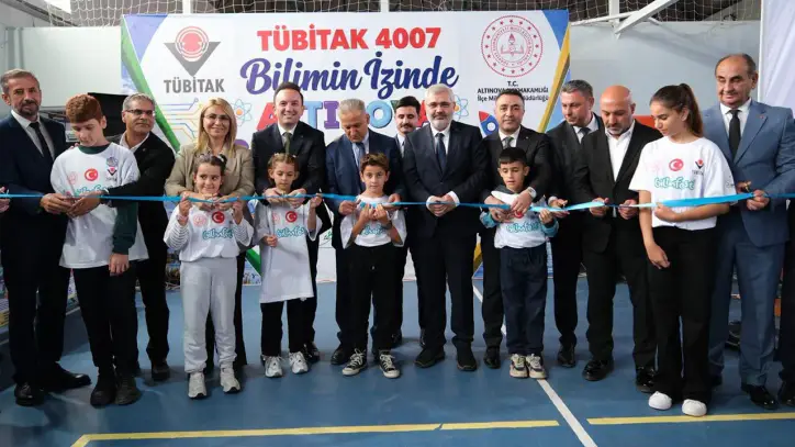 Altınova’da TÜBİTAK 4007 Bilim Şenliği Başladı