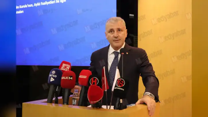 Altuğ'dan ekonomi mesajı: "Ekonomide üretmekten vazgeçeni, mevduatta kalanı ödüllendiren bir sistem oluştu"