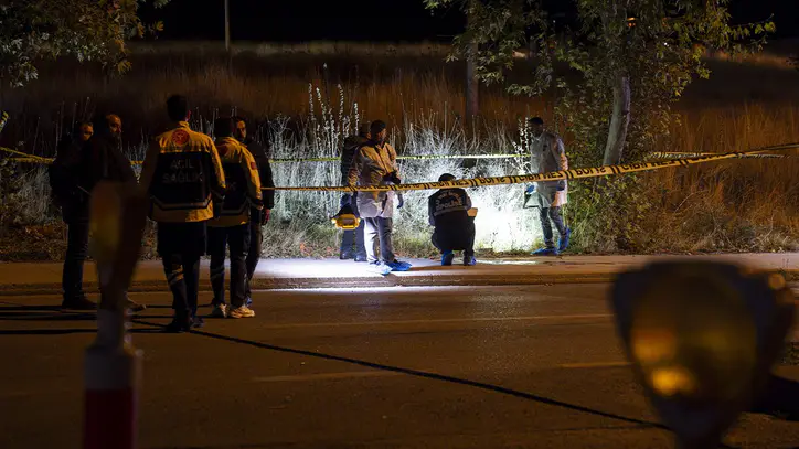 Ankara’da uygulama noktasına ateş açıldı: 1 polis şehit oldu!
