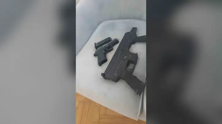 Antalya'da suç örgütlerine yönelik sosyal medya operasyonunda 5 kişi gözaltına alındı