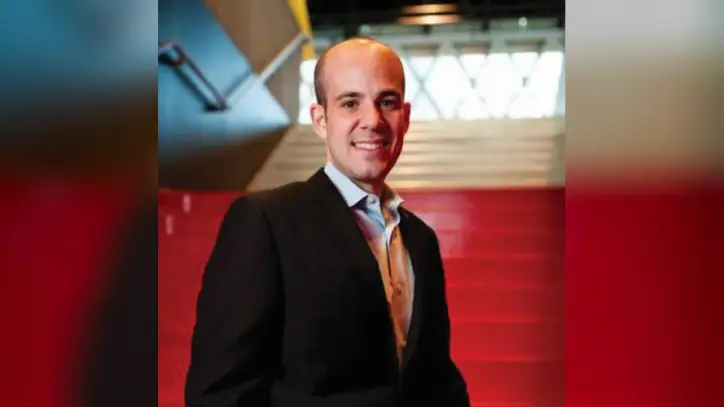 Artificial Intelligence Speakers Guide by Keynote Scott Steinberg