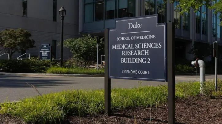 As School of Medicine navigates uncertainty, AI dominates its future strategy