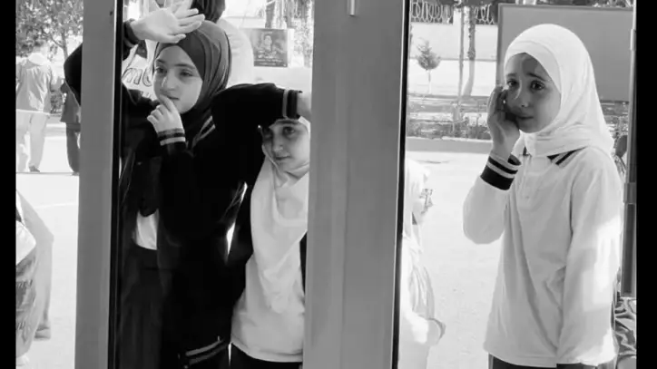 Başörtüsü yasağı ile gündeme gelmişti! Sosyal medya kullanıcılarından dikkat çeken İlham Aliyev filmi