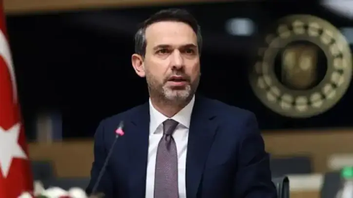Bakan Bayraktar hedefi açıkladı: 'Türkiye kendi kendine yeten bir ülke olacak!'