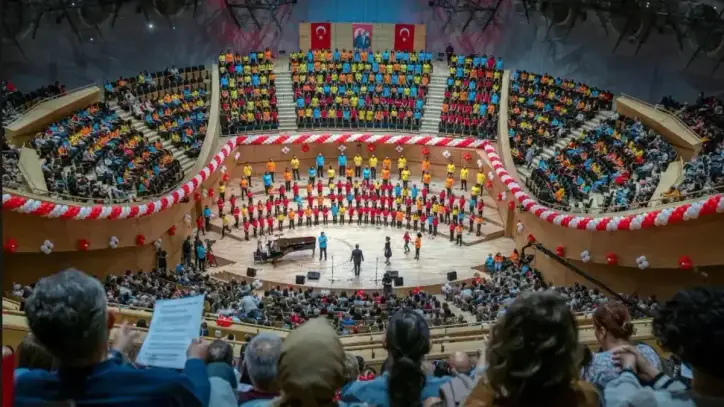 Bakan Ersoy CSO Ada Ankaranın yeni sezon programını duyurdu - Kültür Sanat Haberleri
