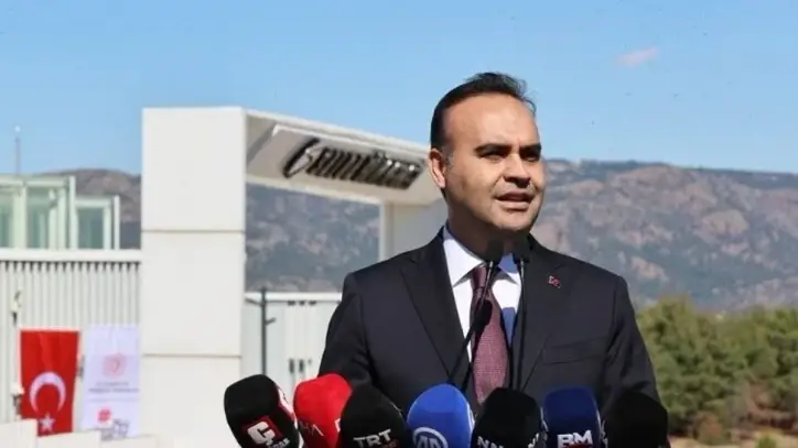 Bakan Kacır, Türk ve yabancı astronotlar ile Salda Gölü’nde bilim merkezi açtı