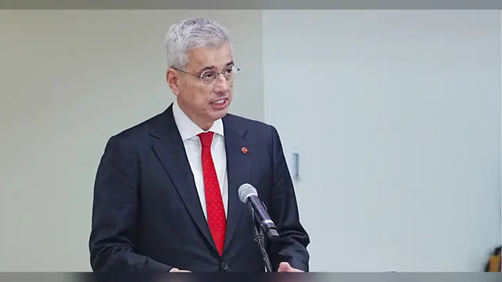 Bakan Memişoğlu'ndan küresel sağlık güvenliği için 'ortak sorumluluk' çağrısı