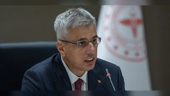 Bakan Memişoğlu'ndan 'Sağlık alanında benimde fikrim var' diyenlere çağrı