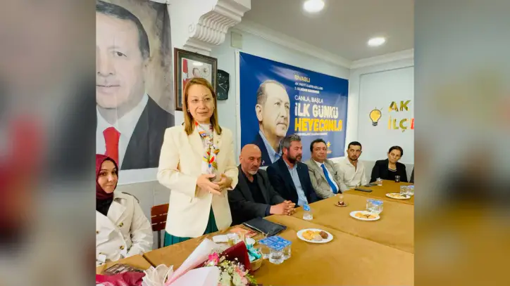 Bakbak, Türkiye Yüzyılı Buluşmaları’nda Uşaklılarla Buluştu - Gaziantep Postası