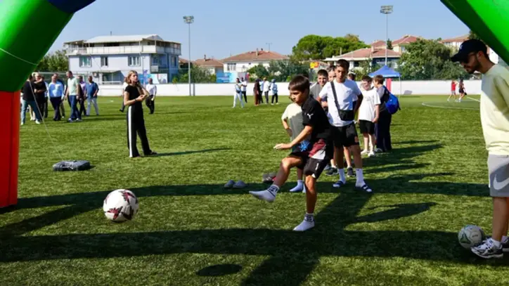 Balıkesir'de Gençlik ve Spor festivali coşkuyla gerçekleşti - Balıkesir Haberleri - Habertürk Yerel Haberler