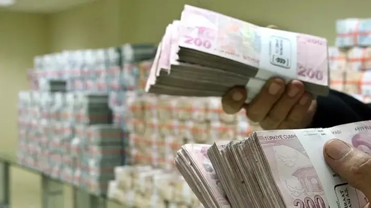 Bankacılık kredi hacmi 28,4 trilyon lirayı aştı