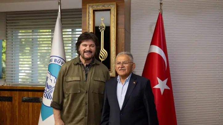 Başkan Büyükkılıç, Ahmet Şafak'ı ağırladı, konser coşkusuna ortak oldu - Kayseri Haberleri - Habertürk Yerel Haberler