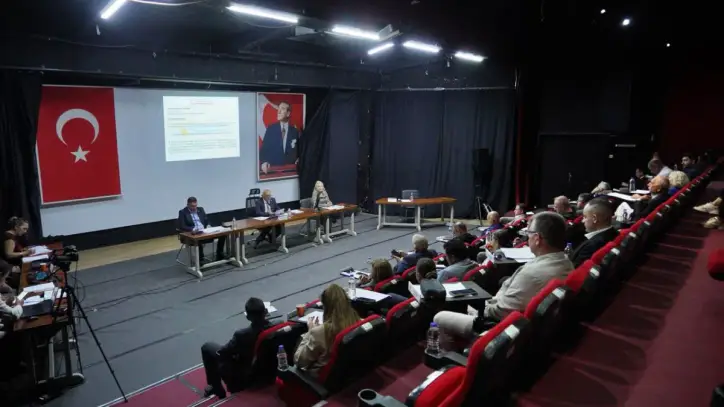 Başkan Mesut Ergin: “Vural Sineması’nı yeniden Ayvalık’ın kültür ve sanat yaşamına kazandırıyoruz”