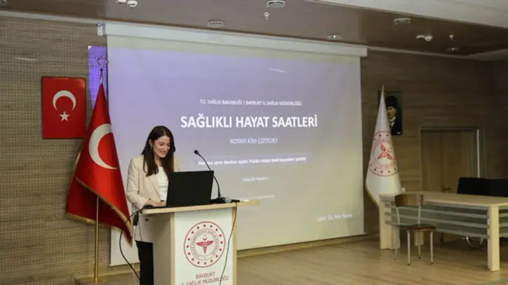 Bayburt'ta sağlık çalışanlarına liderlik eğitimi verildi - Bayburt Haberleri - Habertürk Yerel Haberler