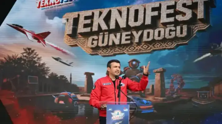 Bayraktar'dan TEKNOFEST gençliğine mesaj: 'Yapamazsınız' diyenlere inat!