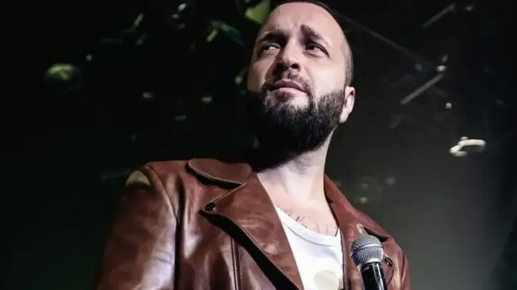 Berkay Şahin, yaşadığı sağlık sorunu nedeniyle Ankara konserini 30 Eylül'e erteledi