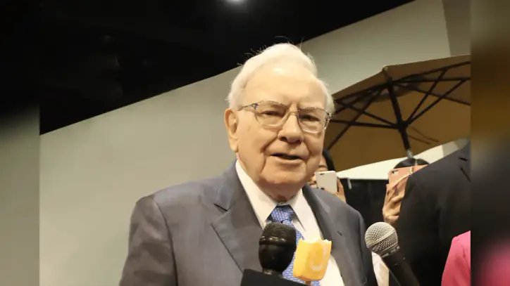 Warren Buffett Bought This Magnificent Artificial Intelligence (AI) Stock a Year Ago. Here's Why It's Still a Buy Today.