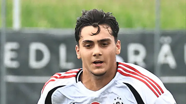 Beşiktaş'ta Mustafa Hekimoğlu beklemede!