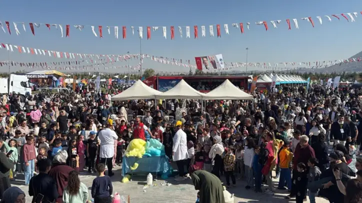 BİLİMFEST Kayseri, bilim ve teknolojinin kalbini Kayseri'de attıracak - Kayseri Haberleri - Habertürk Yerel Haberler