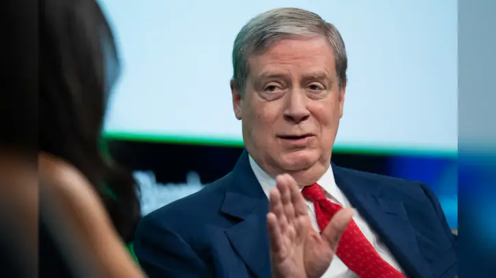 Billionaire Stanley Druckenmiller Sold Broadcom and Bought These Artificial Intelligence (AI) Giants Instead | The Motley Fool