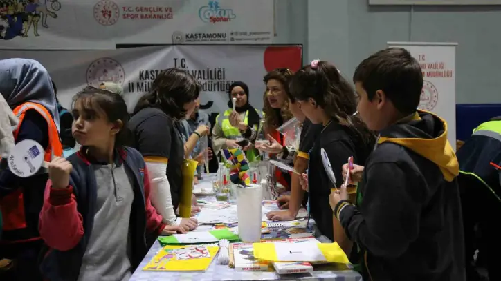 Binlerce öğrenci bilim ve teknolojiyle buluştu