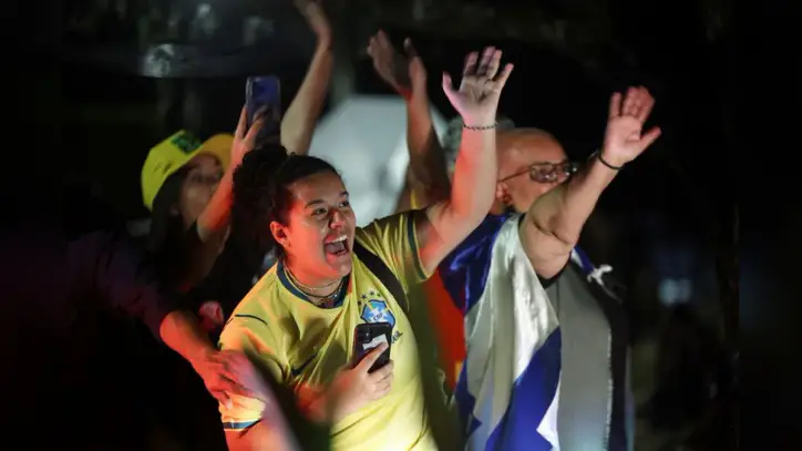 Bolsonaro Beats Expectations in Brazil Presidential Vote, Faces Lula in Runoff