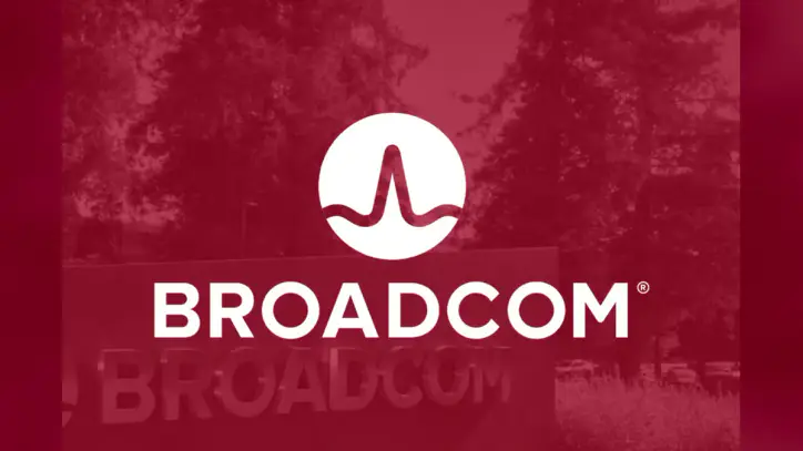 Broadcom's AI Revenue Just Soared 221%, and Profits Tripled. So, Why Is the Stock Flat? | The Motley Fool