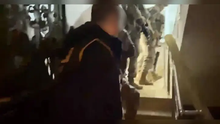 Son dakika: Sosyal medya üzerinden suç örgütlerine eleman temin eden 25 şüpheliye gözaltı