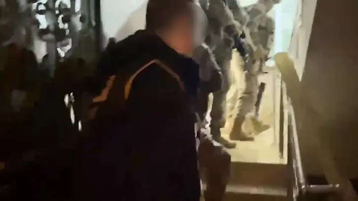 Son dakika: Sosyal medya üzerinden suç örgütlerine eleman temin eden 25 şüpheliye gözaltı