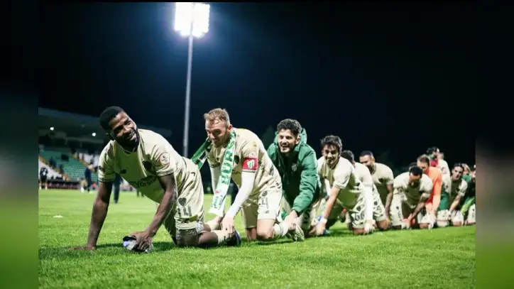 Bursaspor'un süper starı Türkiye'de yine gündem oldu, idolünü açıkladı - Olay Gazetesi Bursa