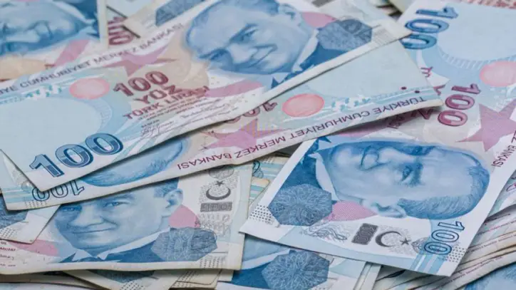 Bütçe açığı Nisan'da yükseldi