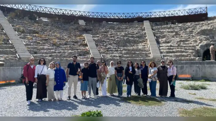 Büyükşehir'den sağlık çalışanlarına kültürel miras gezisi