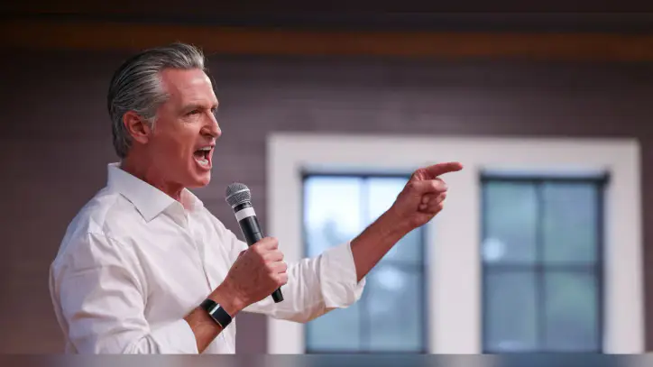 Californians blast Trump remark that Iran could 'take out' Los Angeles, San Diego