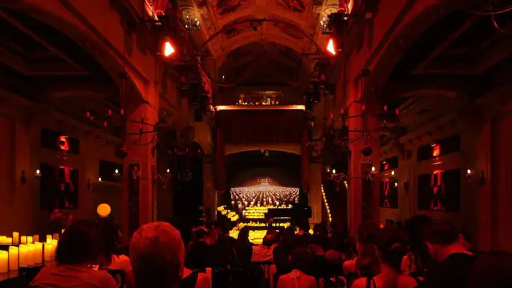Candela Concert serisi Anjelika Akbar'ı ağırlıyor