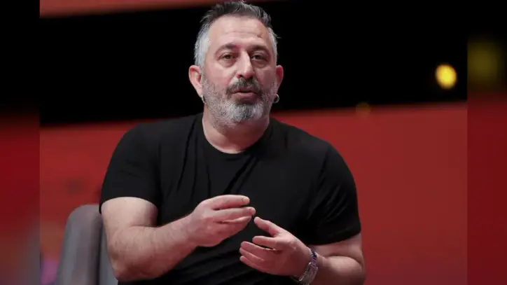 Cem Yılmaz yoğun bakımda! Doktorundan sağlık durumuna ilişkin açıklama