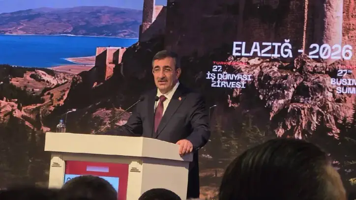 Cevdet Yılmaz, fon kriziyle ilgili konuştu: Geçici bir sorun, yapısal bir sorunla karşı karşıya değiliz