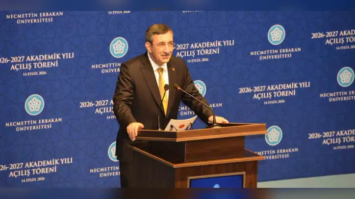 Cevdet Yılmaz'dan Üniversitelere Kritik 'Sosyal Medya' Uyarısı